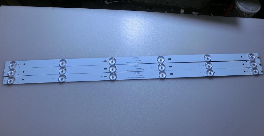 3 Pieces/lot for sharp LE32H LED strip MEQY315D06-ZF14F-02 303ME315032 6 LEDs